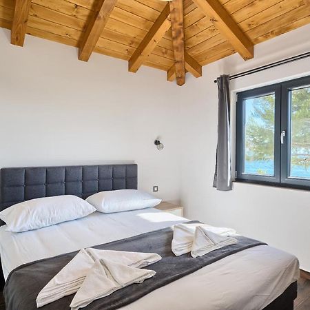 Kamp Lunga + Otel Jezera Dış mekan fotoğraf