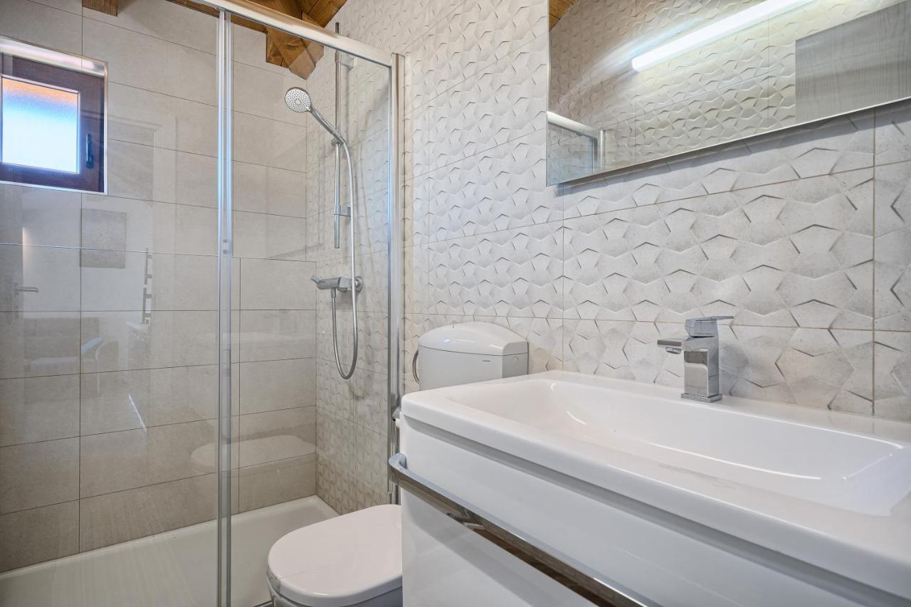 Kamp Lunga + Otel Jezera Dış mekan fotoğraf